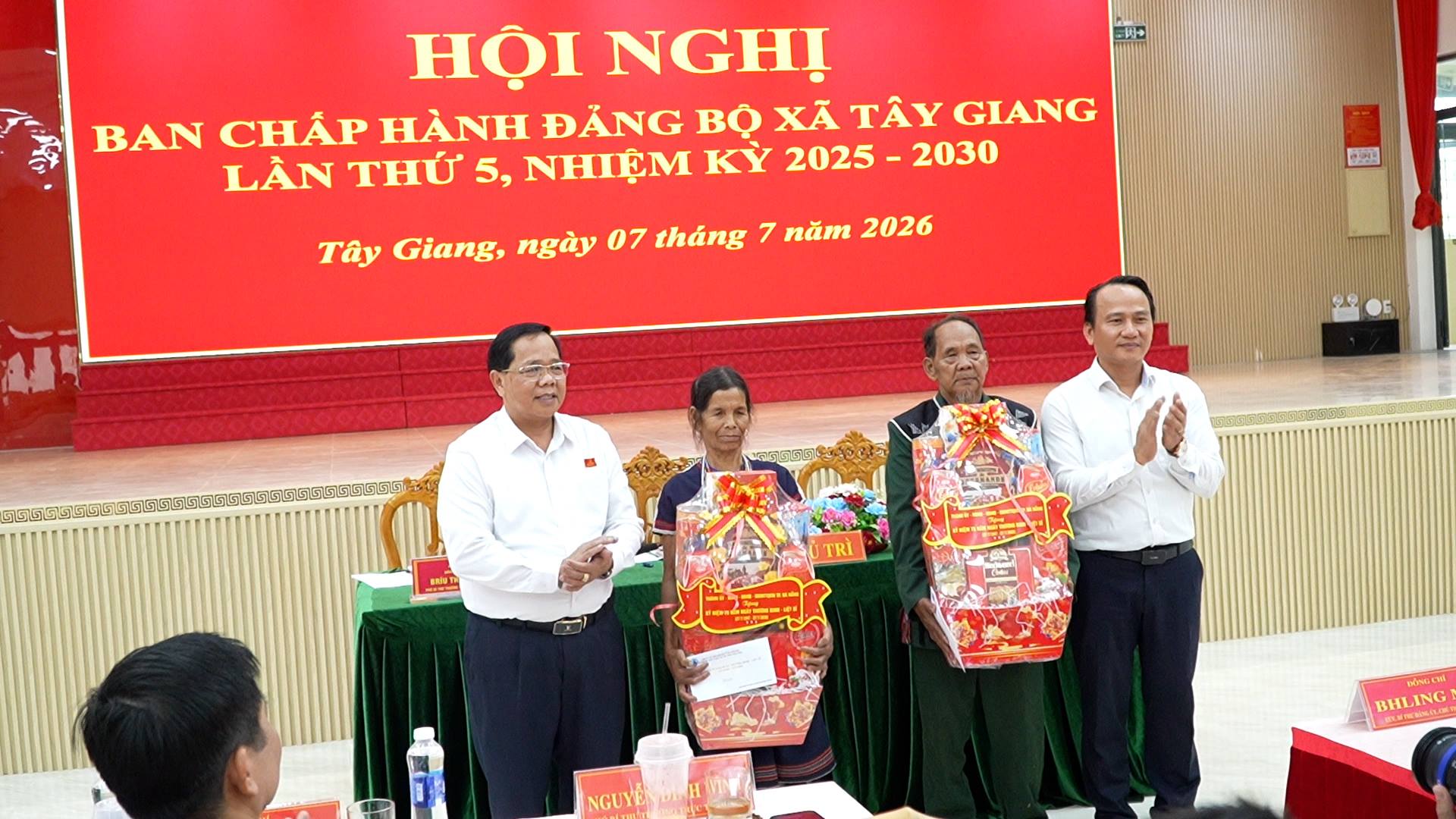 anh tin bai